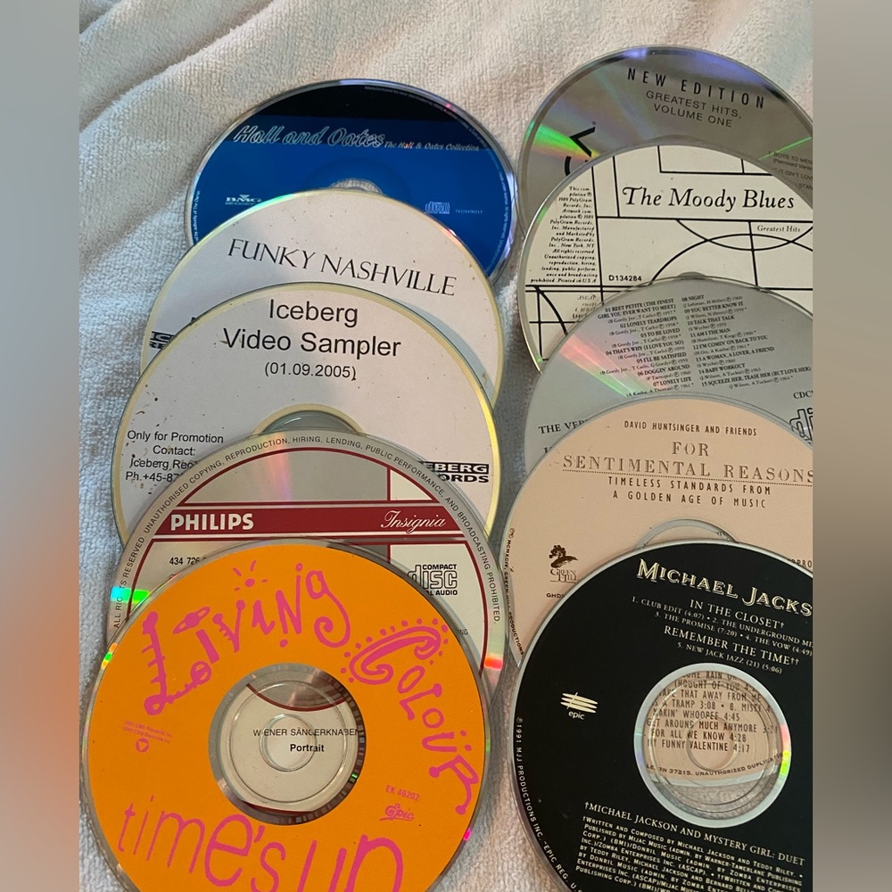 Cd lot Michael Jackson the clash moody blues